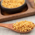 طرز تهیه سیر سرخ شده ایرانی مناسب آش و تزیین غذا