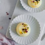 طرز تهیه دسر زعفرانی بینظیر به شکل مجلسی