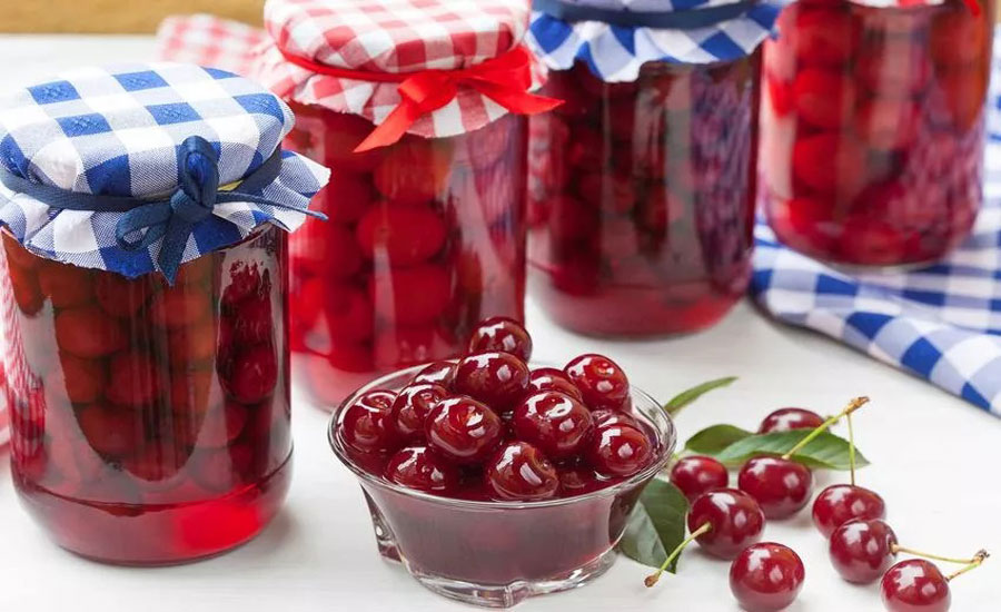 طرز تهیه کمپوت گیلاس سالم به روش خانگی