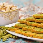 طرز تهیه سوهان عسلی به سبک سوهان پزی های قم
