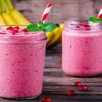 اسموتی انار با توت فرنگی