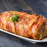 طرز تهیه رولت گوشت با جعفری و گردو