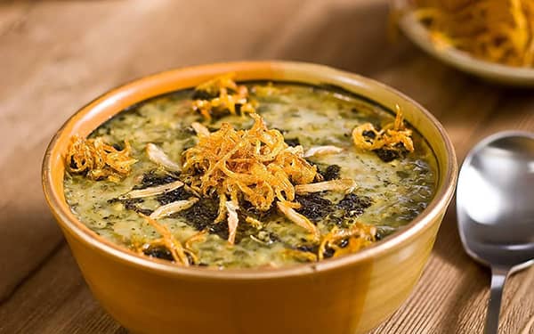 طرز تهیه آش ترخینه به روش اصولی، بسیار ساده اما پرطرفدر