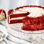 طرز تهیه کیک ردولوت (مخمل قرمز) به روش اصلی مناسب ولنتاین