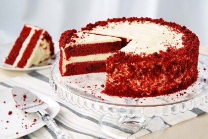 طرز تهیه کیک ردولوت (مخمل قرمز) به روش اصلی مناسب ولنتاین