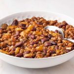 دستور پخت آسان و خوشمزه خوراک لوبیا گاوچرونی