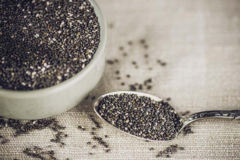 خواص و مضرات دانه چیا