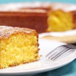 طرز تهیه کیک دو تخم مرغی با پف زیاد