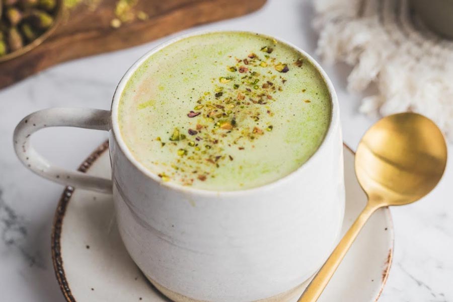 طرز تهیه لاته پسته، یک نوشیدنی لطیف و خوش‌طعم